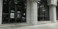 Sudcorea, Starbucks chiusi 15-22 dopo la gaffe sui bicchieri &ldquo;Tank&rdquo;
