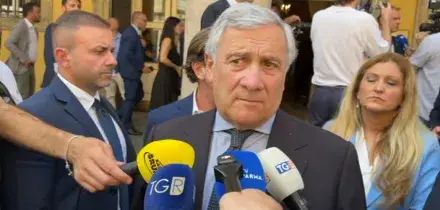 Tajani: export italiano cresce, andiamo nella giusta direzione