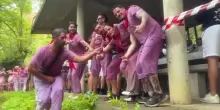 Spagna, ad Haro in migliaia si sfidano alla &ldquo;Batalla del Vino&rdquo;