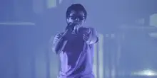 Madame torna sul palco con uno show essenziale ed emozionante