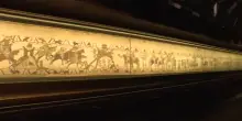 L&rsquo;arazzo di Bayeux, antenato del fumetto, a Londra dopo un viaggio epico