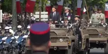14 Luglio, Macron presiede per l&rsquo;ultima volta alla parata militare