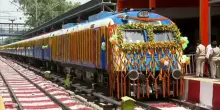 L&rsquo;India lancia il suo primo treno a idrogeno
