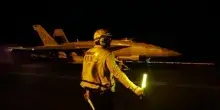 Undicesima notte di raid Usa in Iran, le immagini