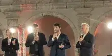 Stefano De Martino a Capri emozionato nel ricordo del padre