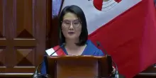 Keiko Fujimori giura da presidente del Per&ugrave;: &ldquo;Difender&ograve; la patria&rdquo;