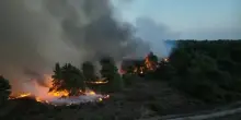 Regno Unito, incendio sulla costa del Suffolk: &ldquo;Evento grave&rdquo;