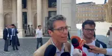 IA, flash mob contro misure sul riconoscimento facciale
