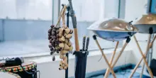 Musicoterapia e benessere sonoro: come gli strumenti giusti aiutano a ritrovare la calma
