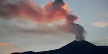 Eruzione Etna, scatta ordinanza anti-selfie