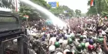 India, protestano gli studenti del Jharkhand, tra idranti e manganelli