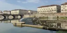 Il fiume Po &egrave; ai minimi storici, a Torino alghe e secche