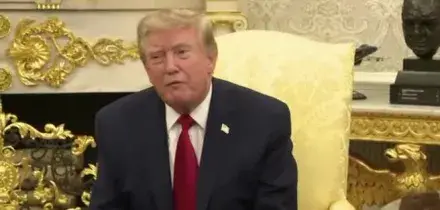 Hormuz, Trump minaccia l&rsquo;Oman: &ldquo;Se intralcia, lo bombardiamo&rdquo;