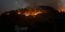 Spagna, 700 evacuati per un incendio in Estremadura
