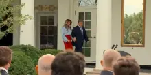 &ldquo;Ho sentito che vi sono mancata&rdquo;, Melania Trump riappare dopo un mese