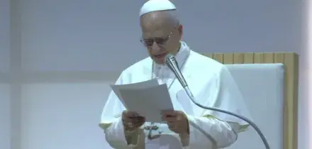 Papa al Meeting: liberare tecnologia e finanza da business morte