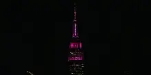 New York, Empire State Building in rosa per Dolly Parton