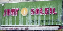 Un incendio distrugge il March&eacute; du Soleil di Marsiglia