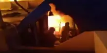 Filippine, fiamme su un traghetto: almeno 5 morti e oltre 80 dispersi