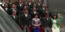 Giappone, lieve rimpasto nel Governo Takaichi, posti chiave restano