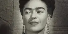 &lsquo;Attraverso i miei occhi: Frida Kahlo e la costruzione del mito&rdquo;
