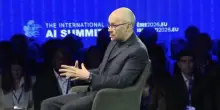 Hassabis di Google: &ldquo;Incidenti gravi fra 2 anni se non interveniamo&rdquo;