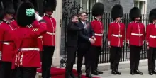 Zelensky da Burnham, gli applausi davanti a Downing Street