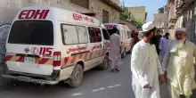 In Pakistan crolla il tetto di una scuola: 16 morti