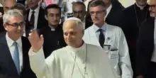 Papa Leone dimesso dall&rsquo;ospedale dopo l&rsquo;operazione al polmone