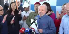 Lula: &ldquo;I Bolsonaro corrotti, non io, controllatemi pure il cellulare&rdquo;