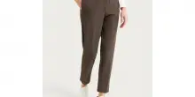Il nuovo dress code femminile? Pantaloni comodi ed eleganti per tutto il giorno
