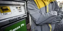 Tagliare la sanit&agrave; per un pieno di benzina fino al 7 aprile