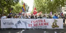 Madrid, sinistre in piazza contro il riarmo della Nato
