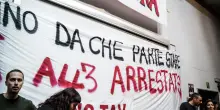 Torino, la protesta dopo la chiusura dell&rsquo;Universit&agrave;