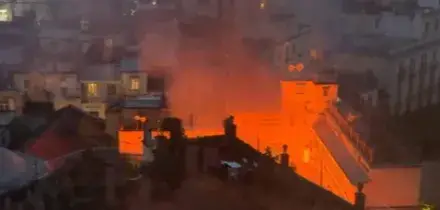 Sannazaro: in fiamme il &laquo;teatro di Napoli&raquo;