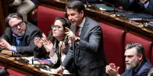L&rsquo;opposizione condanna il governo ma riesce a dividersi in 5 mozioni