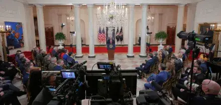 &laquo;L&rsquo;et&agrave; della pietra&raquo;. Trump canta vittoria e affossa i mercati