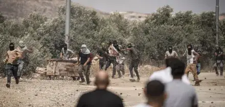 Coloni senza freni: uccisi due palestinesi ad Al Mughayyir