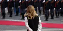 Oggi la visita alla premier: Meloni in scia cercando di evitare le spine