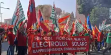 Electrolux, nuova tegola per il governo: 1.700 esuberi in Italia