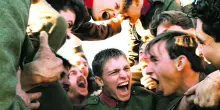 &laquo;Coward&raquo;, marciare per un&rsquo;idea di mascolinit&agrave;
