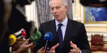 Tony Blair attacca Starmer: &laquo;Puntare al centro radicale&raquo;