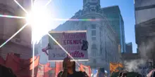 Argentina, un milione e mezzo vanno in piazza contro Milei