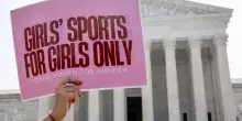 La &laquo;guerra culturale&raquo; di Trump: atlete transgender cacciate dalle competizioni femminili