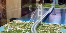 &laquo;Il ponte va avanti&raquo;. Ma i sospetti toccano altri due giudici
