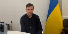 Il consigliere di Zelensky: &laquo;Distruggiamo tutte le raffinerie russe e Putin verr&agrave; al tavolo&raquo;