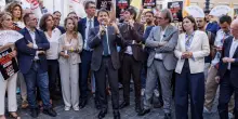 Le opposizioni unite: &laquo;Premier sfiduciata, ora deve dimettersi&raquo;
