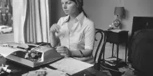 Margaret Drabble, garbata, sentenziosa, ironica, una voce riaffiora dagli scaffali dell&rsquo;usato