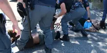 Prato, cancellato con la forza il presidio dei lavoratori sfruttati