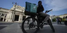 Lo sciopero dei rider spegne gli algoritmi di Glovo e Deliveroo